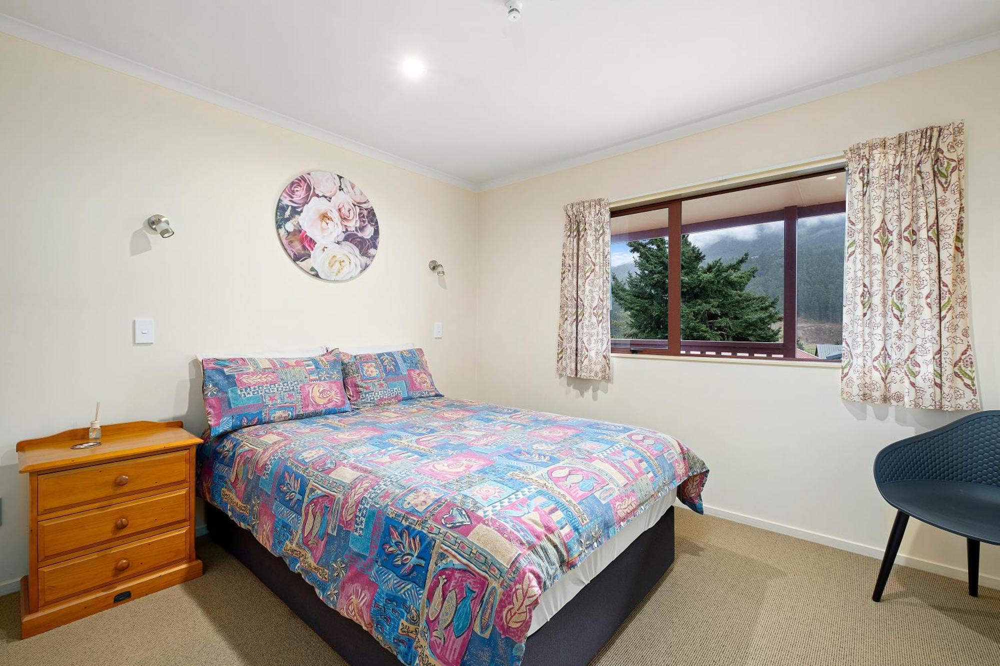 Korimako Ridge - Lake Hawea Holiday Home Kültér fotó
